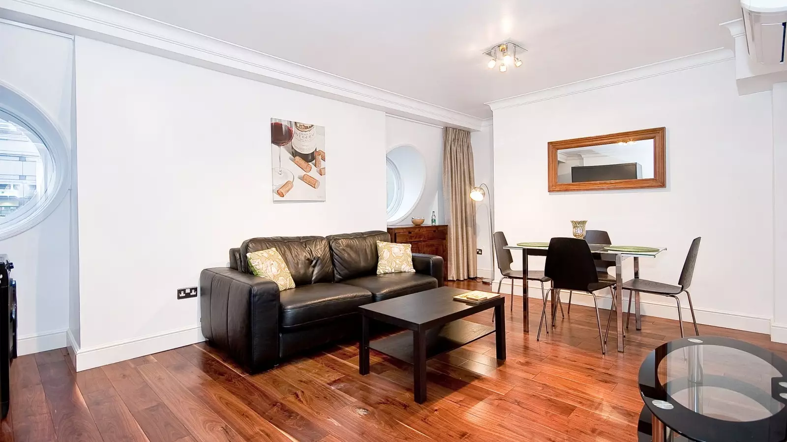 Flat Bishopsgate in City of London
