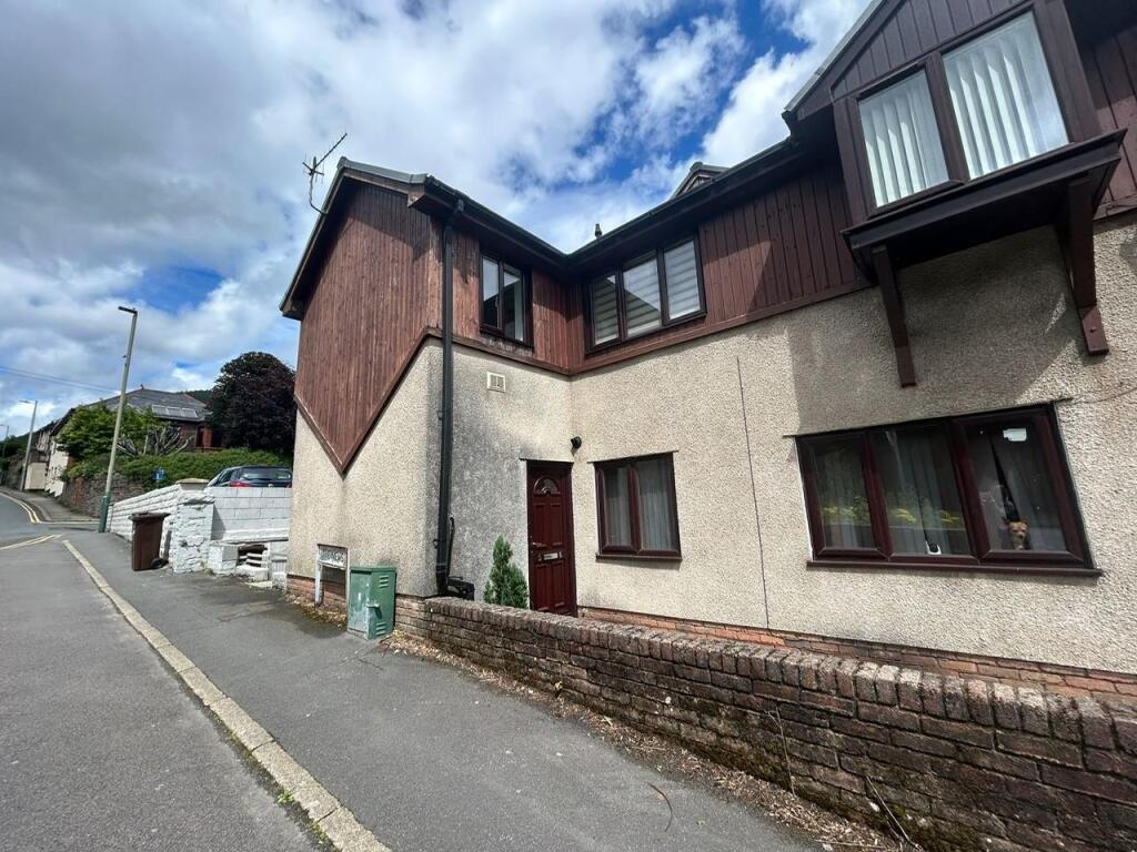Flat Moriah Mews in Risca East