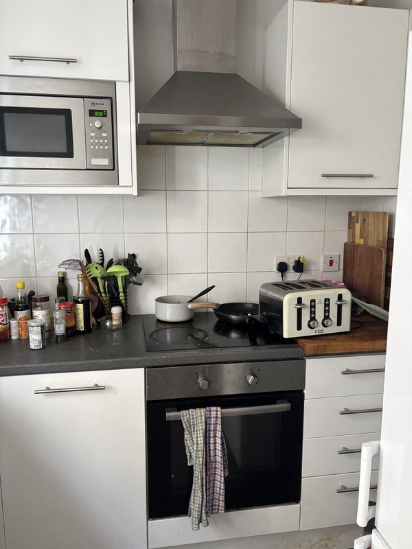 Room Leighton Gardens in Greater London