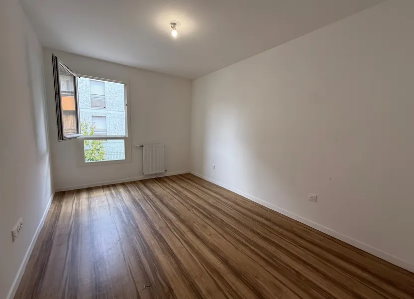 Appartement Rue Schaeffer à Aubervilliers