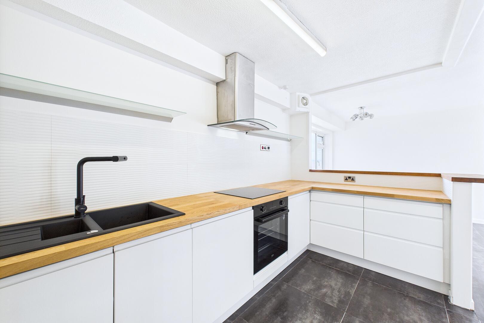 Flat Central Way in Clevedon