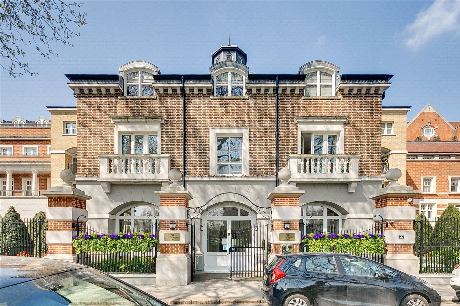 Flat Vincent Square in City of Westminster