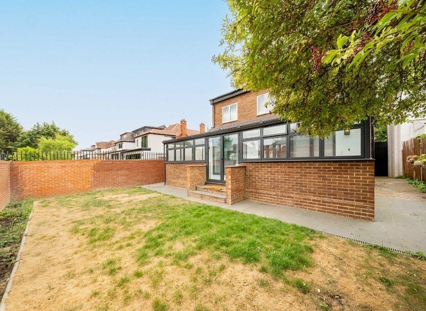 House Graham Road in Greater London