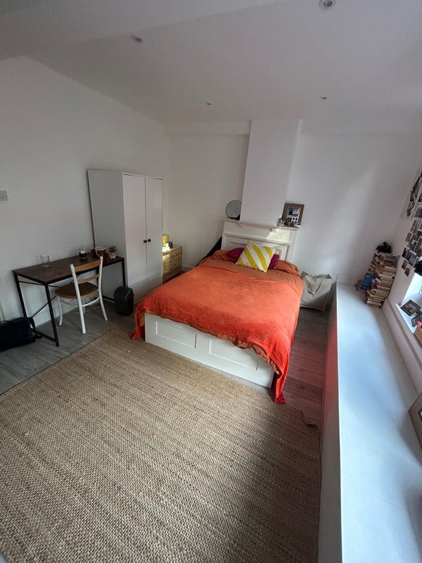 Room Mare Street in Greater London