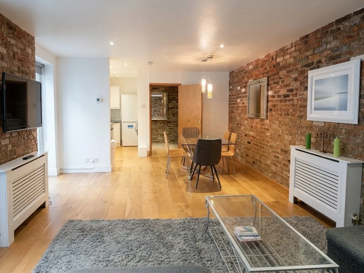 House Fullwood's Mews in Greater London