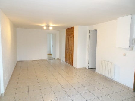 Flat Rue du Vieux Puits in Hières-sur-Amby