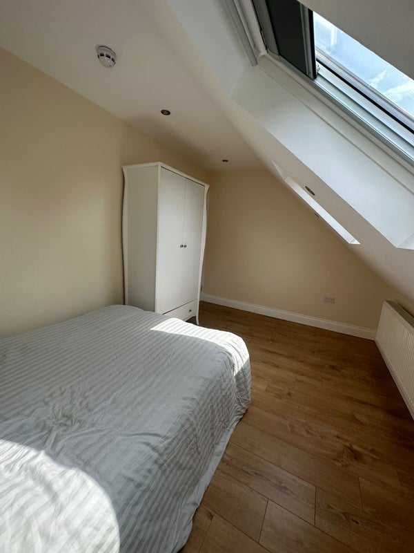 Flat Sibthorpe Road in Greater London