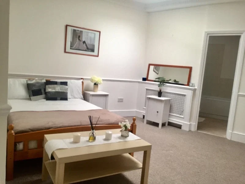 Flat Danbury Street in Greater London