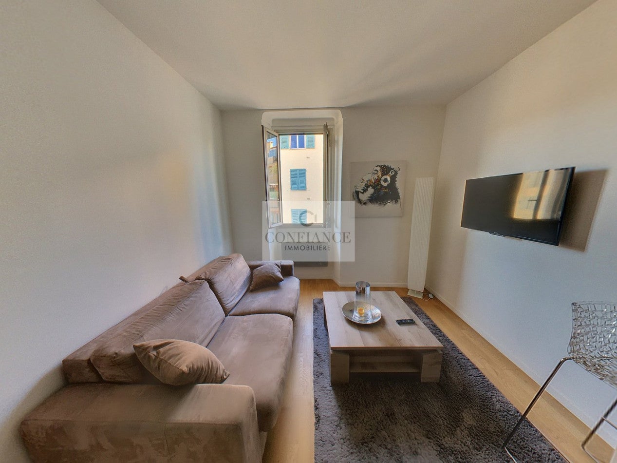 Flat Boulevard Stalingrad in Nice
