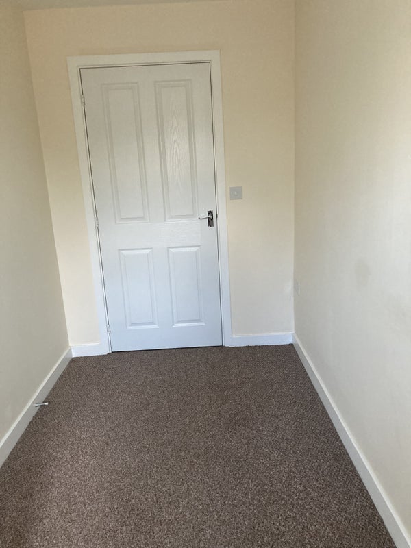 Flat Pavilion Close in Leicester
