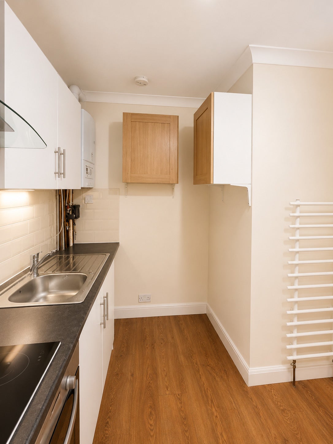 Flat Eldon Road in Greater London