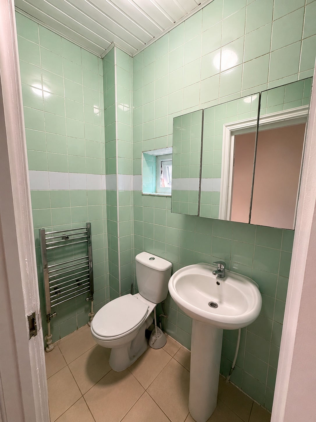 Flat Eldon Road in Greater London
