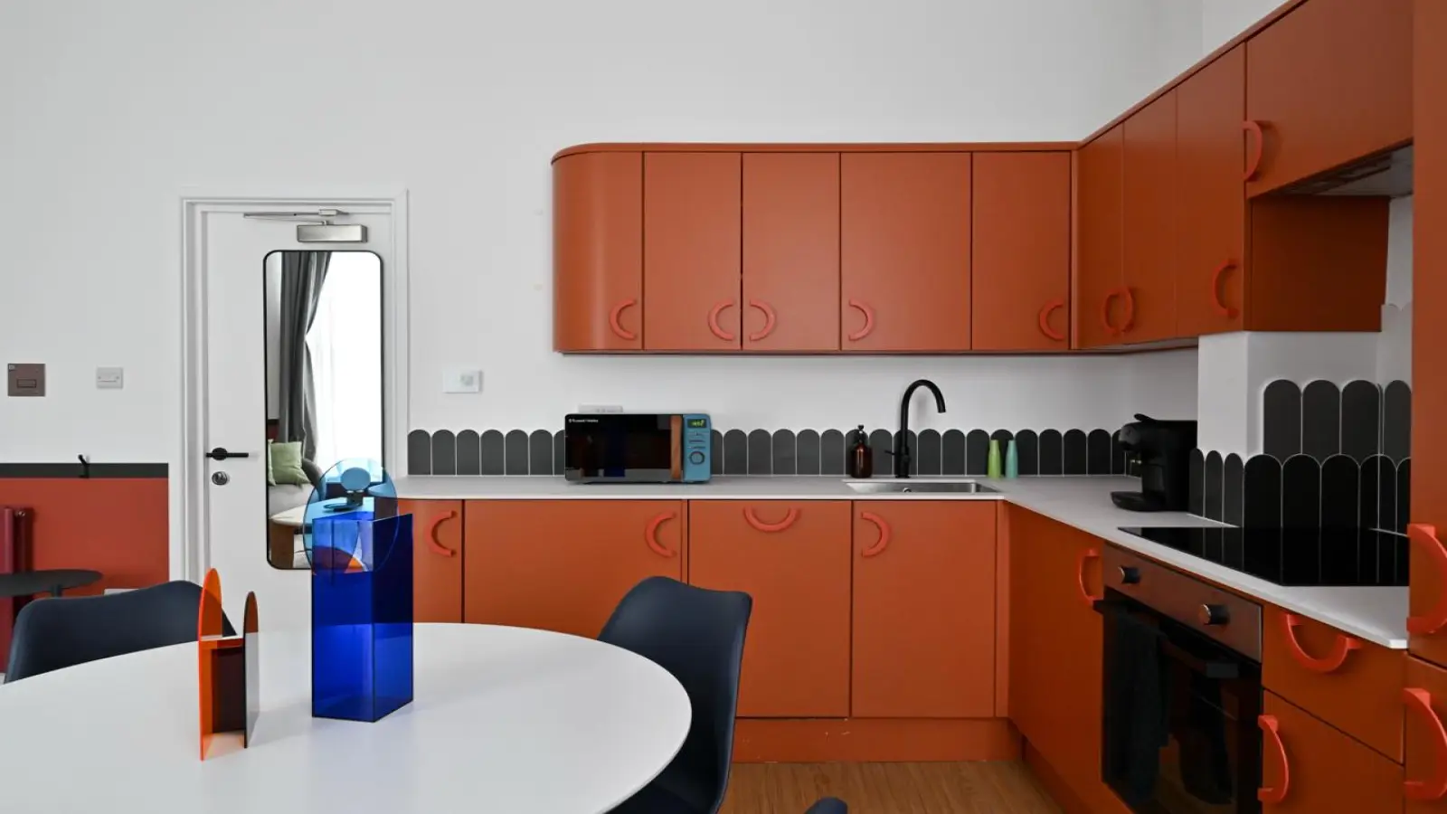 Flat Graham Street in Greater London