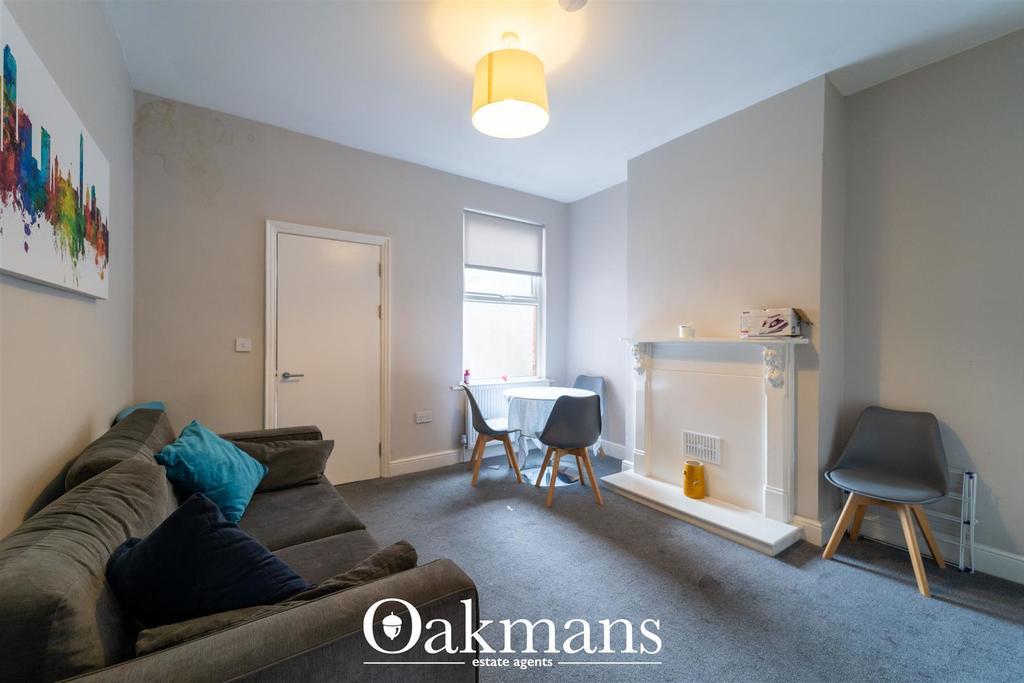 Flat Selsey Road in Birmingham