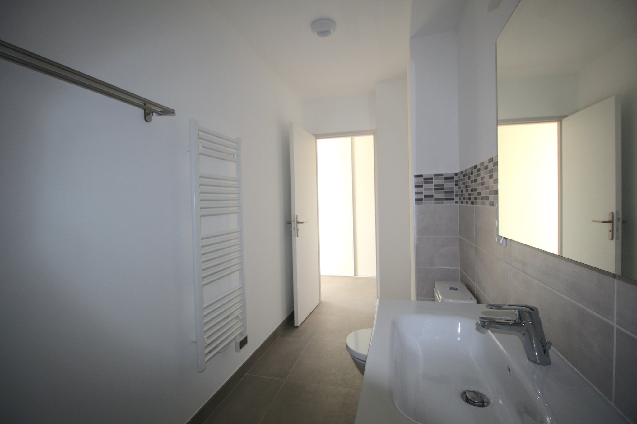 Appartement Place de Montfort à Vaison-la-Romaine