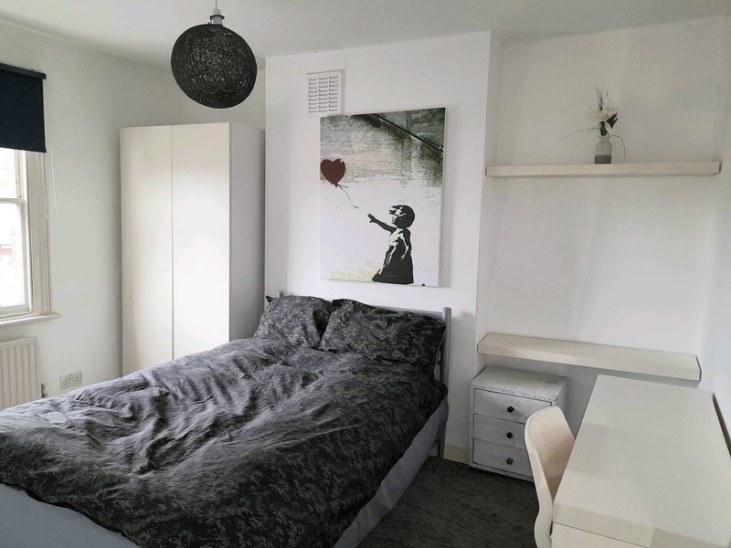 Room Railton Road in Greater London