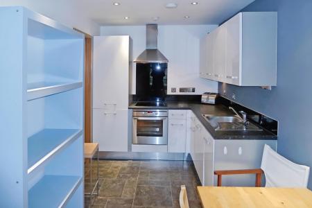 Flat Aire Close in Bradford