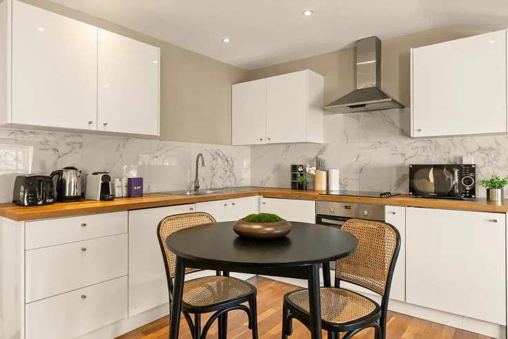 Flat Devonshire Terrace in City of Westminster