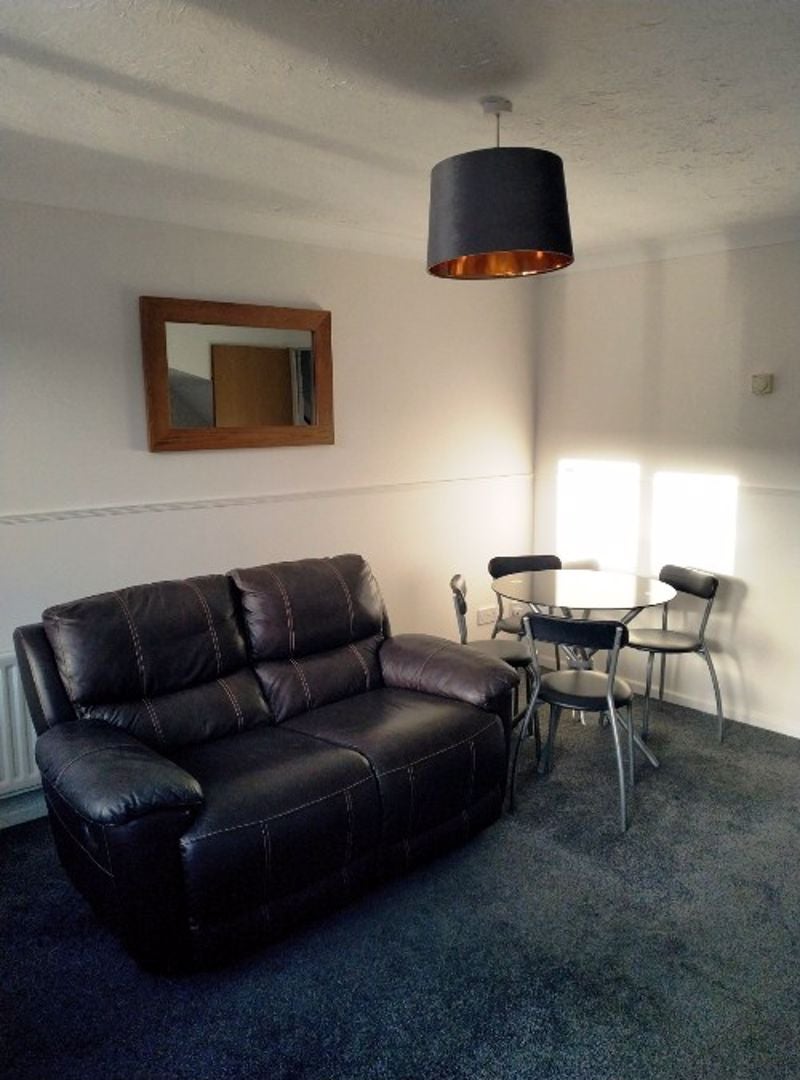 House Brunel Way in Frome