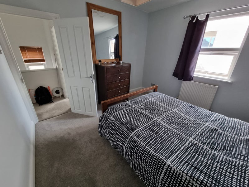 Room Mill Road in Greater London