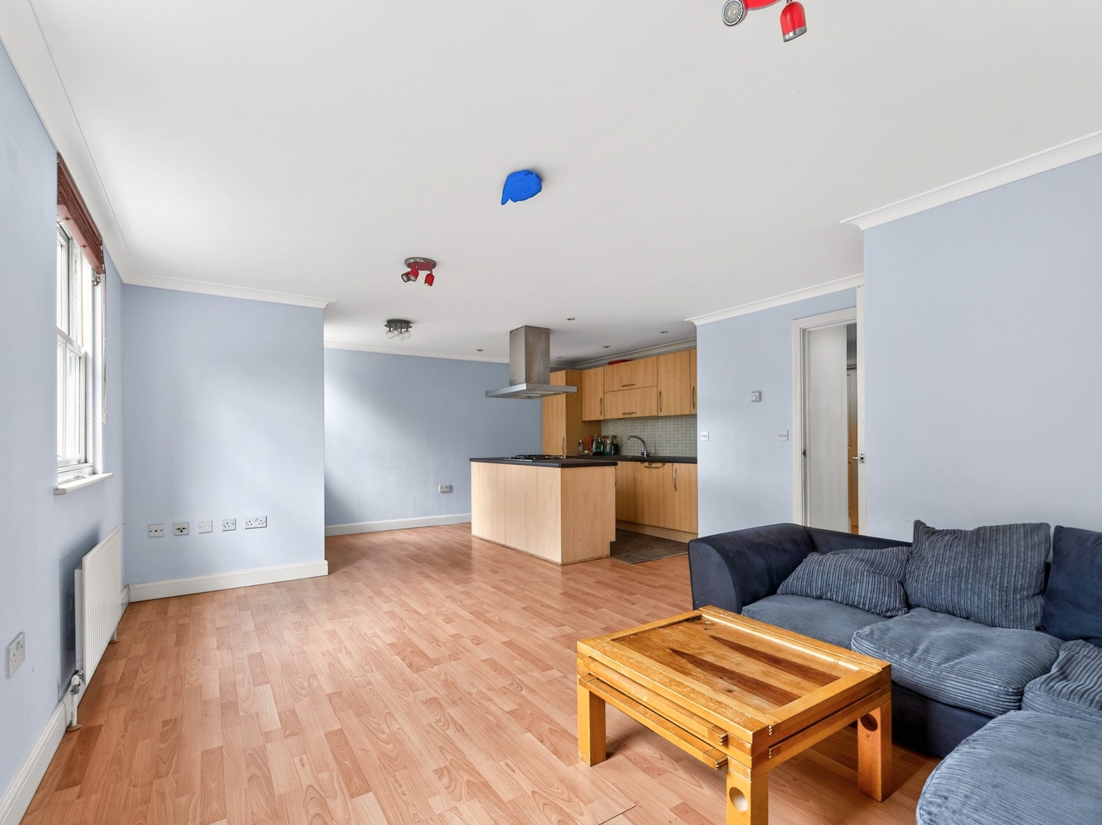 Flat Clapton Square in Greater London
