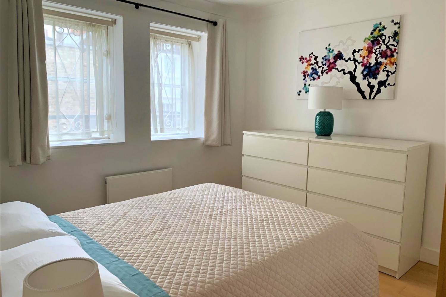 Flat Kinnerton Street in City of Westminster