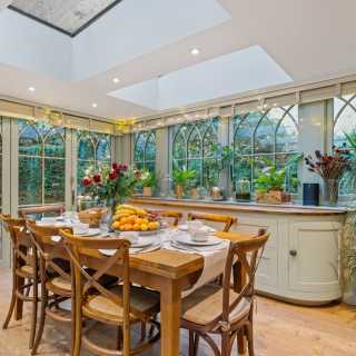Flat Bloomsbury Square in Greater London