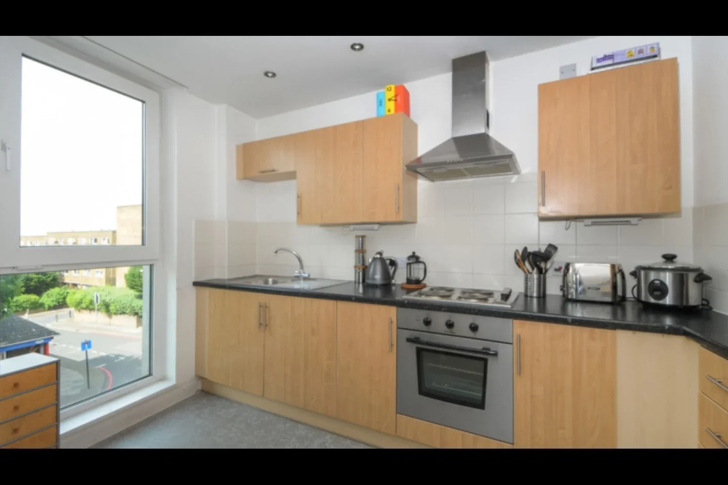 Flat East Hill in Greater London