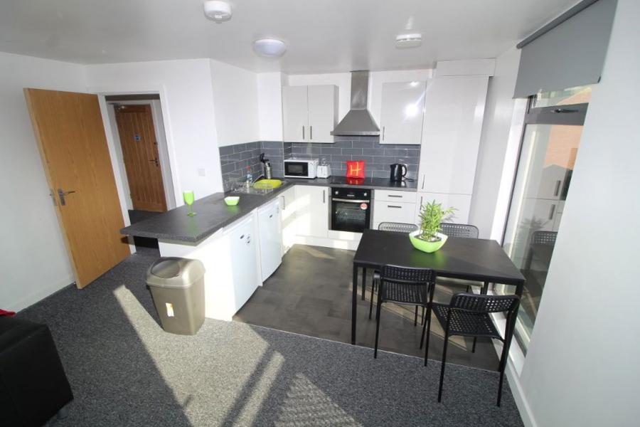 Room Infirmary Road in Sheffield