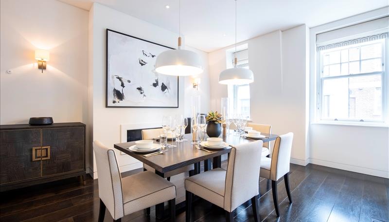 Flat Duke Street in City of Westminster