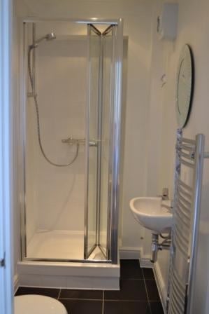 Room Redvers Close in East Hertfordshire