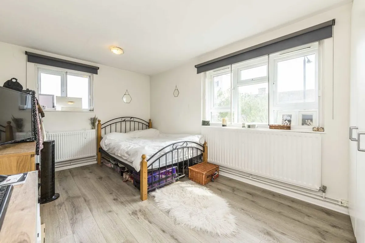 Flat Barchard Street in Greater London