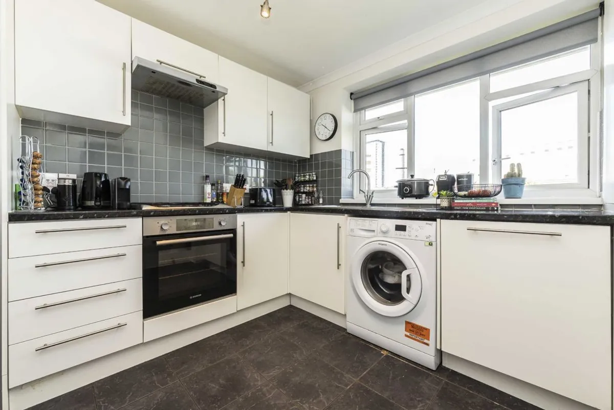 Flat Barchard Street in Greater London