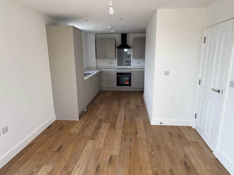 Flat Elm Grove in Hayling Island