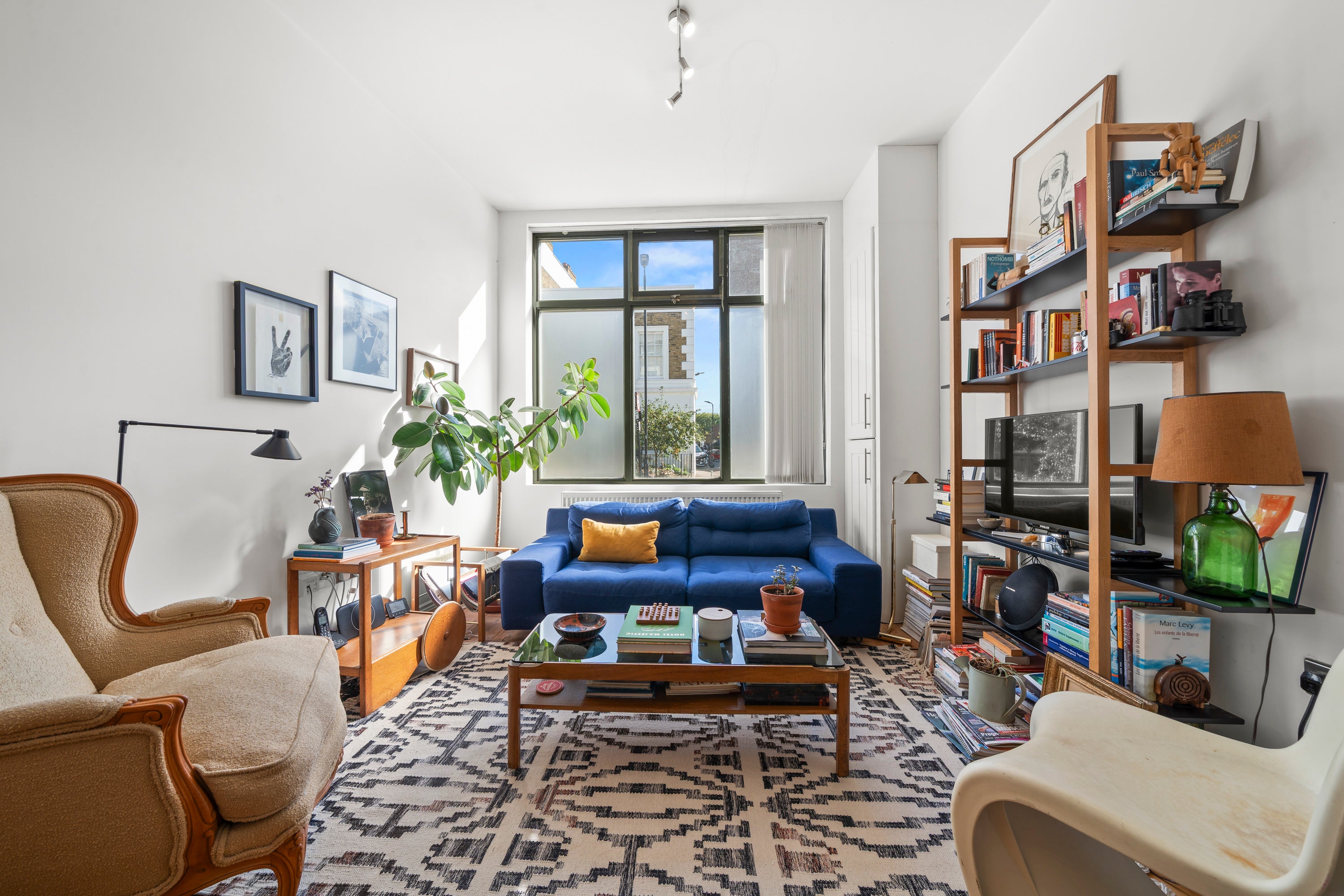 Flat Richmond Road in Greater London