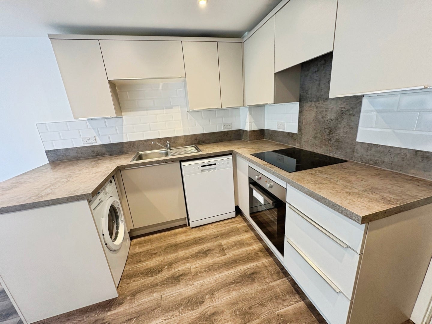 Flat Fillebrook Avenue in Southend-on-Sea