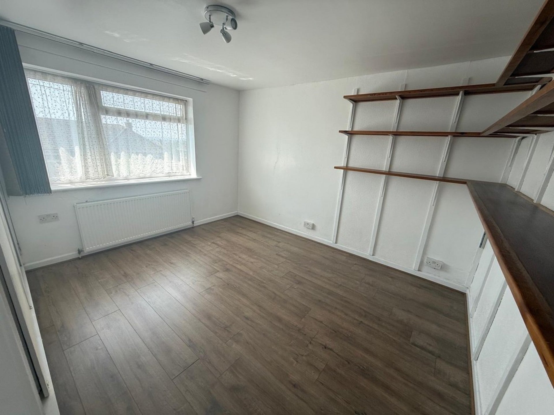 House Kings Road in Adur