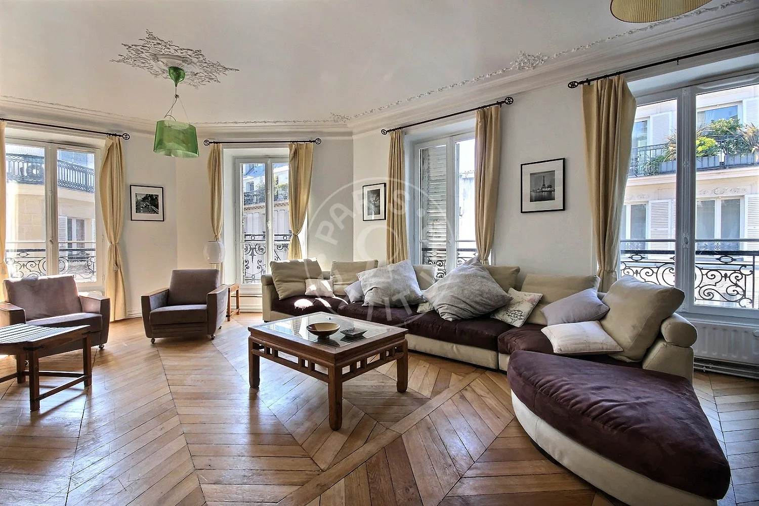 Appartement Rue des Rosiers à Paris