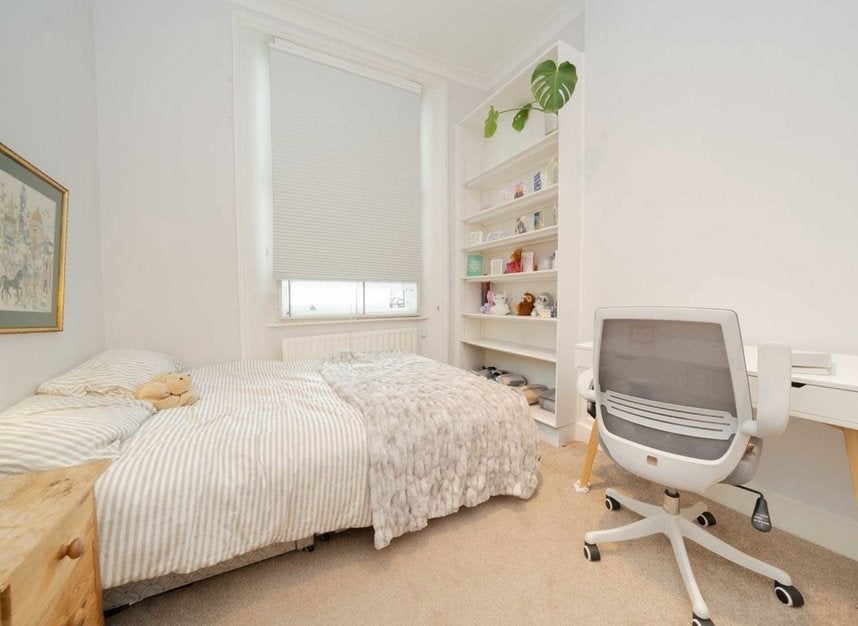 Flat Claverton Street in City of Westminster