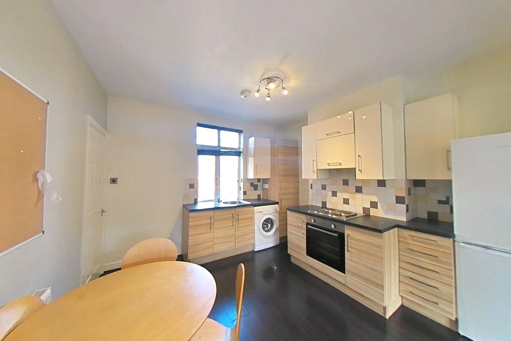 Flat Ashby Road in Charnwood
