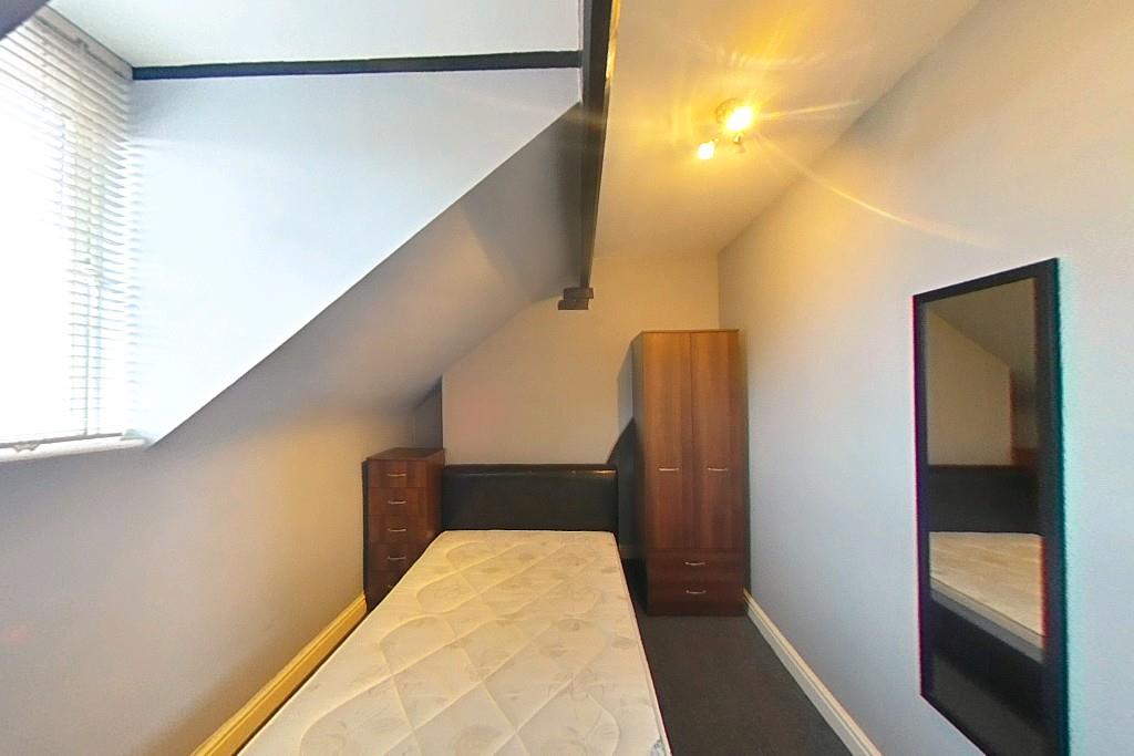 Flat Ashby Road in Charnwood