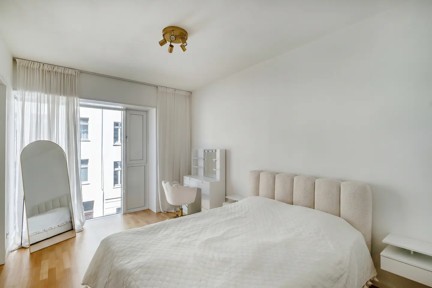 Wohnung Linienstraße in Berlin