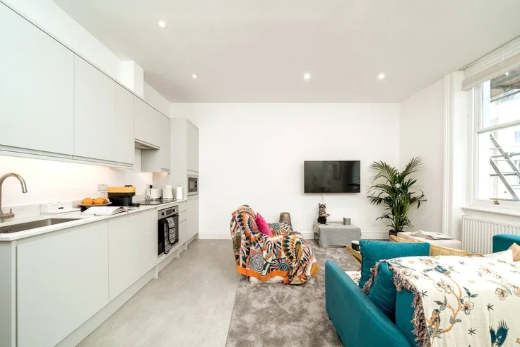 Flat Finborough Road in Greater London