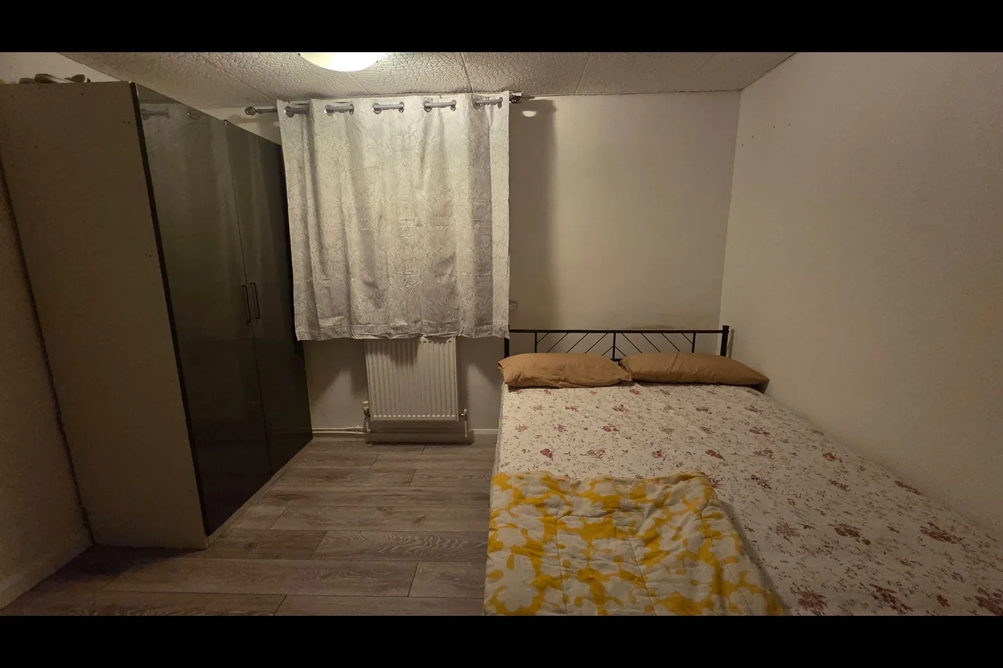 Room Kettering Road in Greater London