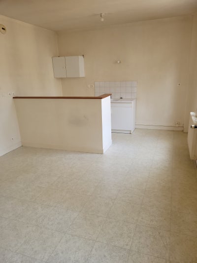 Flat Rue Saint-Jean in Gournay-en-Bray
