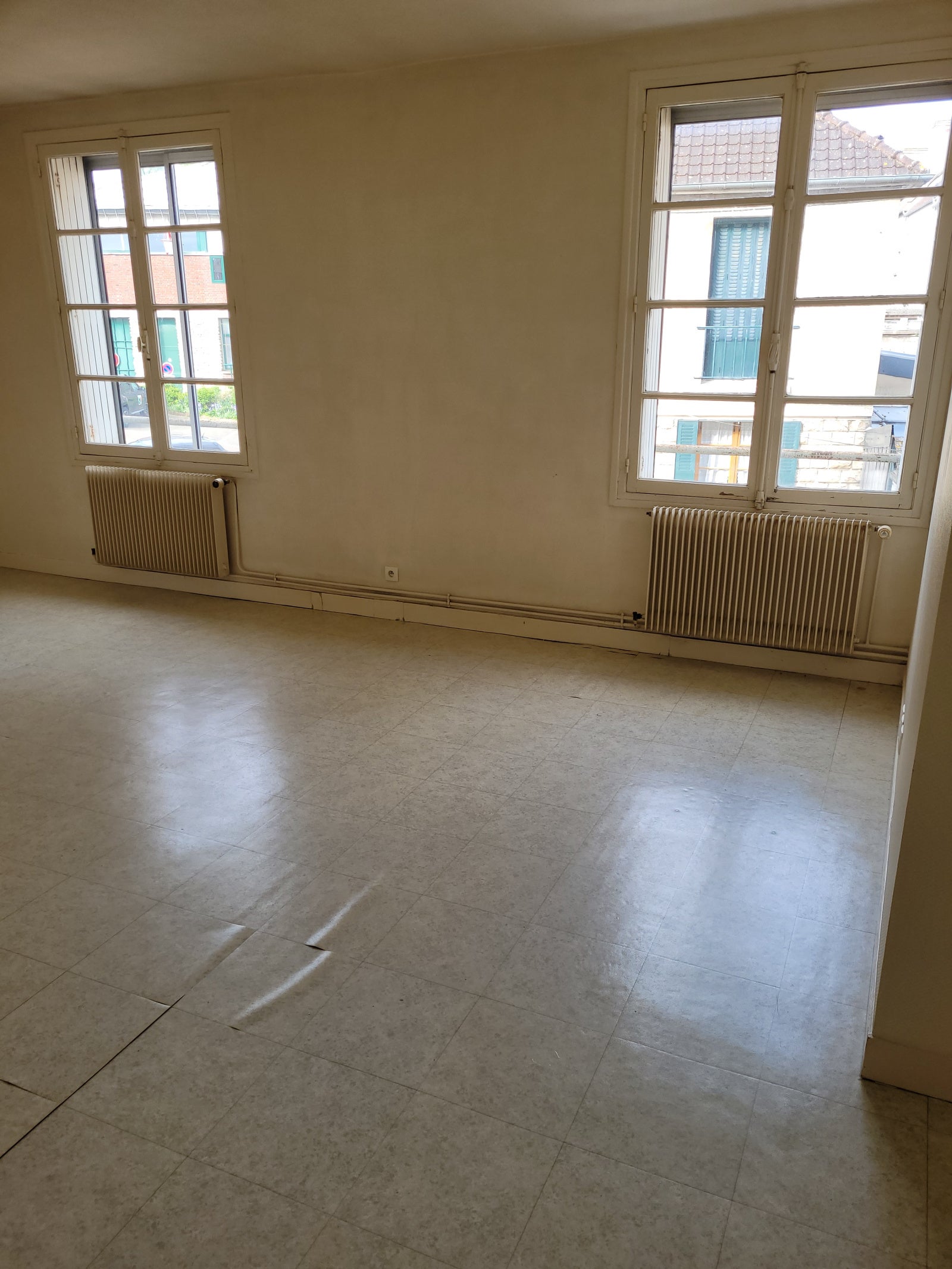 Flat Rue Saint-Jean in Gournay-en-Bray