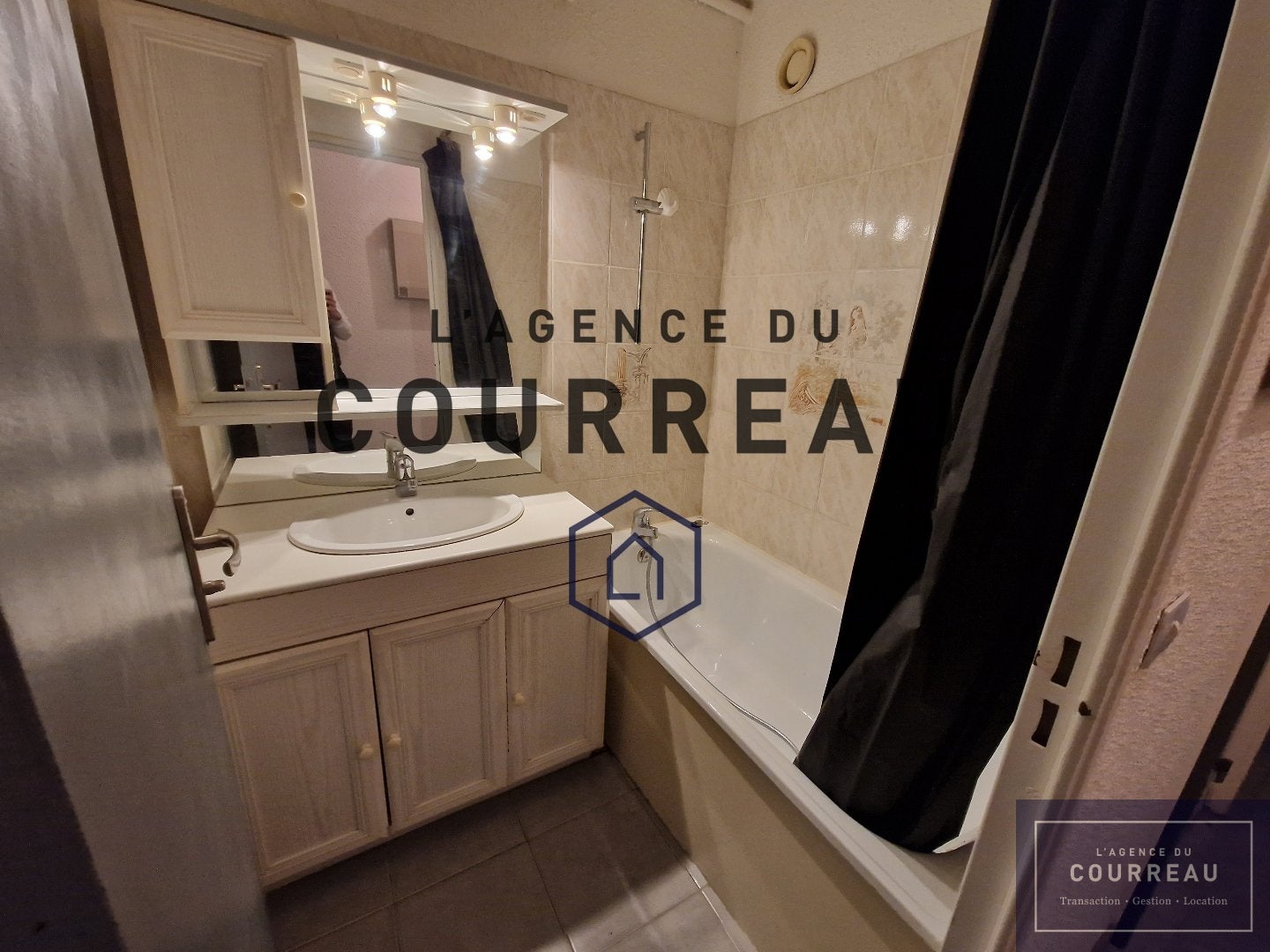 Flat Accès 10 in La Grande-Motte