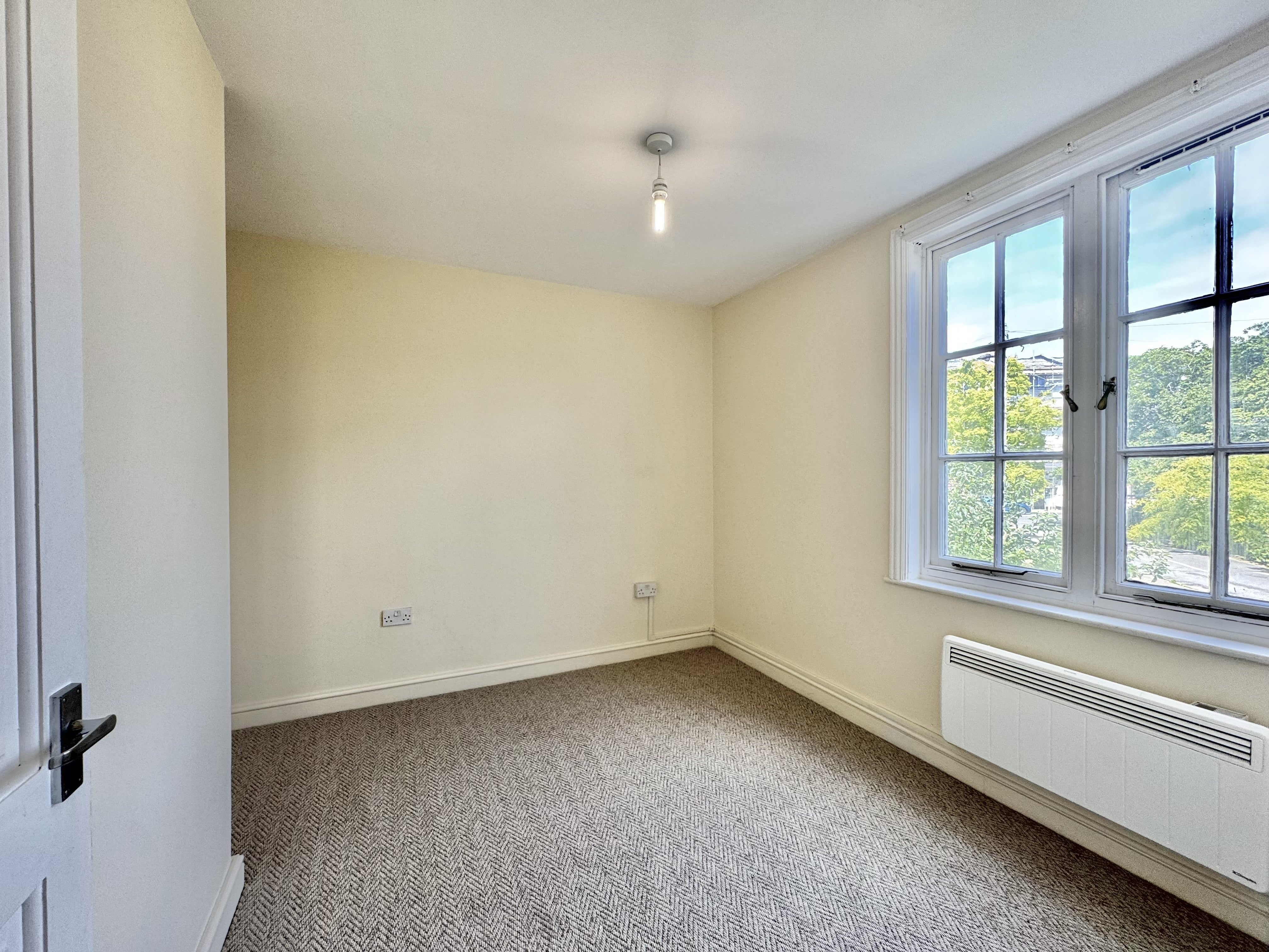 Flat Friary Close in Portsmouth