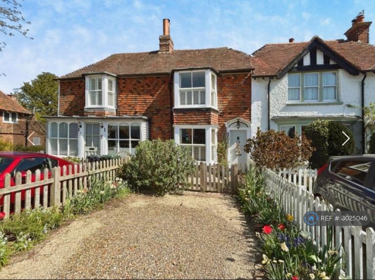 House Old Way in Ashford