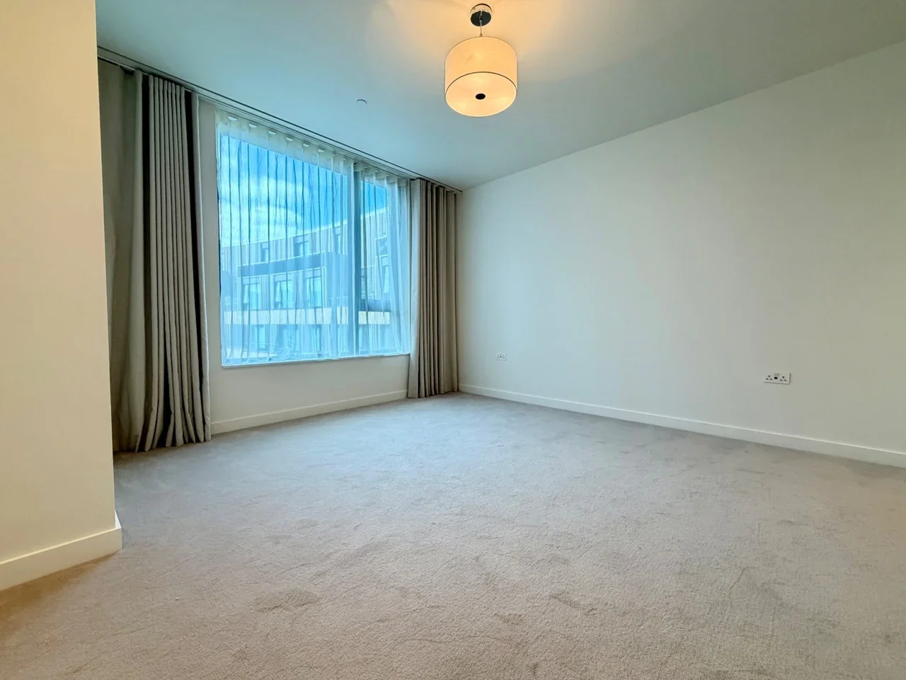 Flat Wood Lane in Greater London